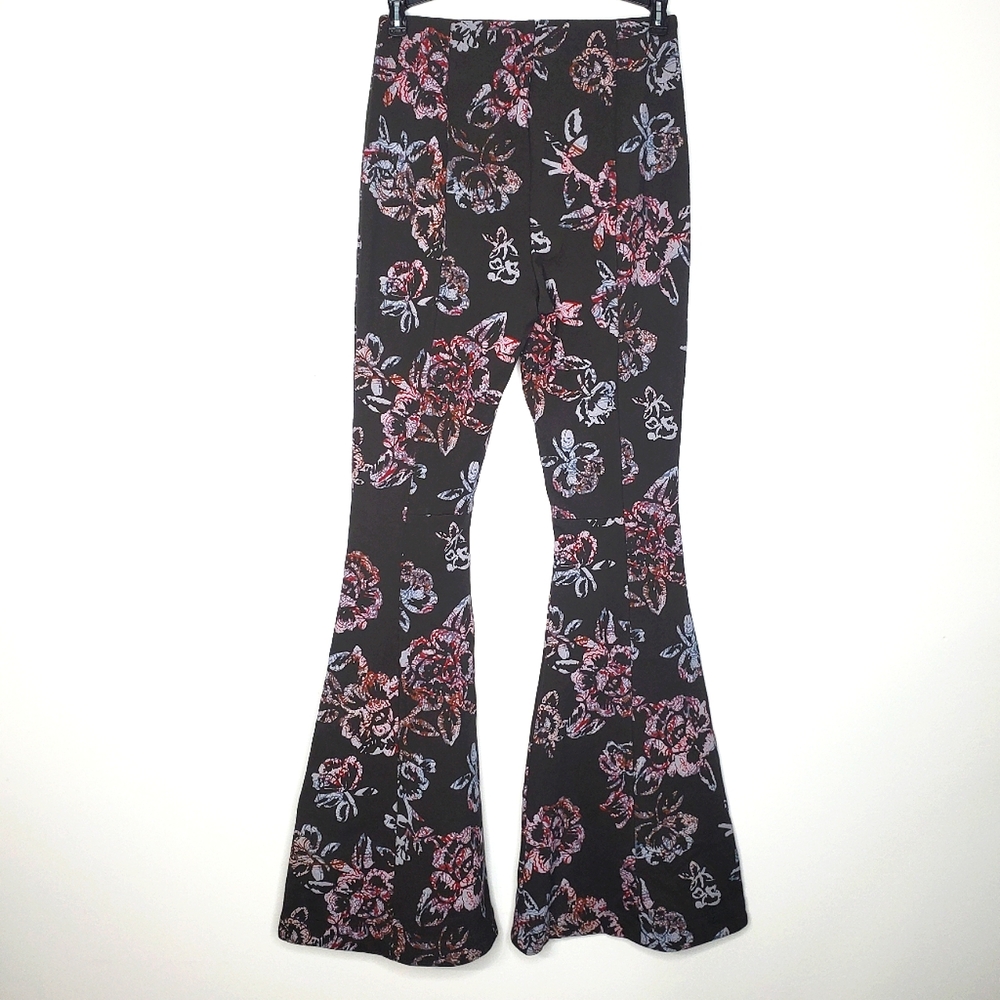 17) FREE PEOPLE Floral High Waisted Wide Bell Bottom Flare Sz. 2 - Picture 7 of 7